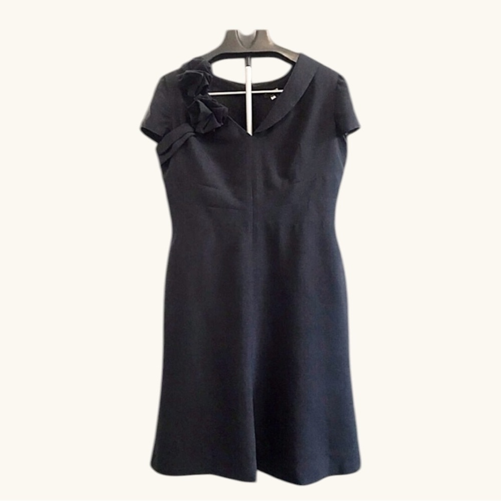 Giorgio Armani 100% Silk Black Cap-Sleeve Dress • IT 50